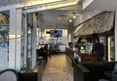 Established American restaurant for sale in SF Marina 