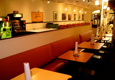 Upscale Pizza Restaurant Inside Wenatchee Mall. Seller Financing Available!