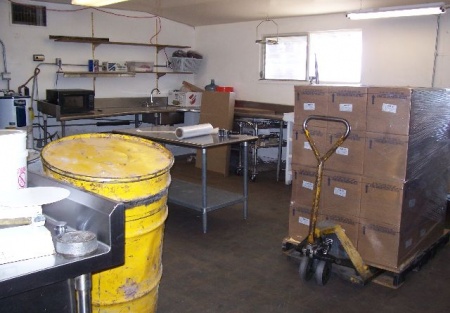 Commercial Catering / Bakery Facility with Utilities Included!
