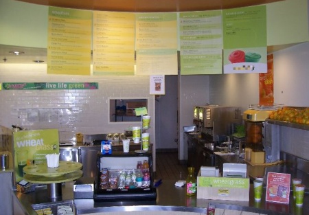 Unbelievable price! Top Franchise Juice Bar In Major Strip Mall