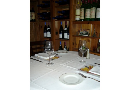 Popular French Restaurant/Wine Bar Established for 15 Years