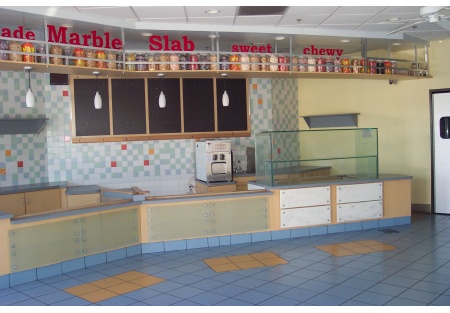 Turn Key Ice Cream Shop For Lease! All Equipment in Place! Looks Great!
