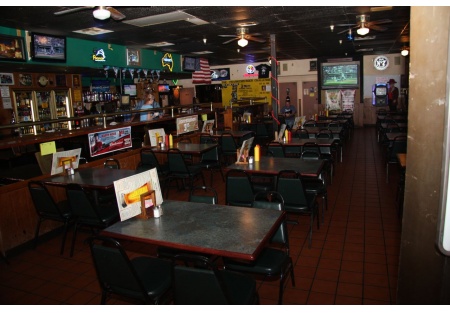 Local and Longtime Favorite Sports Bar and Grill