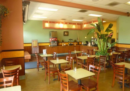 Great build out restaurant, huge lunch business and catering opportunities for sale