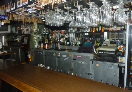 Low Rent San Diego Bar for Sale! Type 48 License.