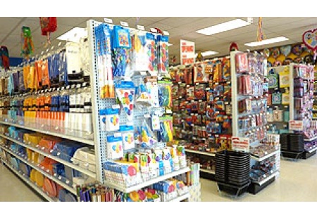 Dollar Store in a Great Location of Kirkland