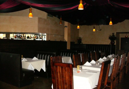 Indian Restaurant w/Beer & Wine - Major Hollywood Location For Sale