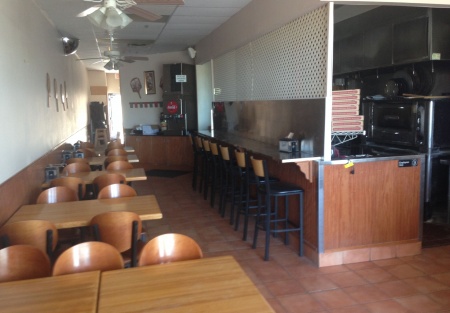 North Scottsdale Pizza and Italian Restaurant Facility For Sale