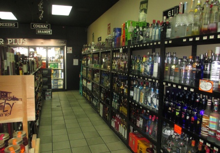 Liquor Store in Shopping Center for Sale in Merced County