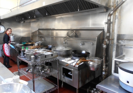 Fully equipped restaurant on Mission street in the Excelsior district