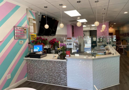 Rolled ice cream and Boba tea for sale in Downtown Morgan Hill