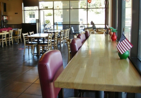 Restaurant in Busy Shopping Center in Thousand Oaks for Sale