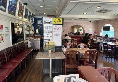 26 years established Thai restaurant for sale in Los Angeles Thai town