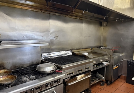 Great location-high traffic-41 lic-long established-full staff