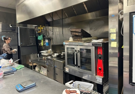 Absentee run Boba tea and snacks shop for sale in Milpitas plaza