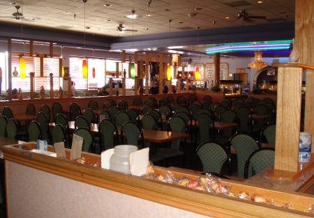 7000 Sq. Foot Restaurant Facility in High Traffic Area!