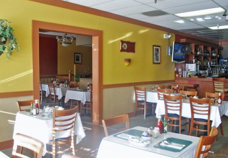 Popular Family Restaurant with Full Liquor License in Fast Growing East Bay Community