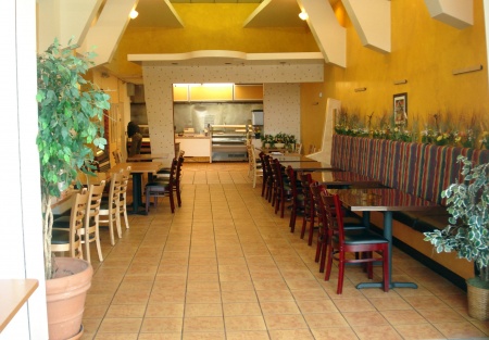 Mediterranean Restaurant in Prime Glendale location!